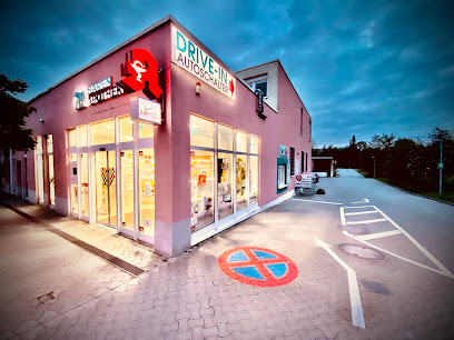 Bären-Apotheke Halle Mit Drive-In Autoschalter Apotheke