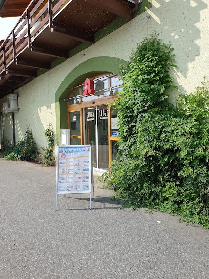 Linda - Scarabaeus Apotheke Im Vierseitenhof Apotheke